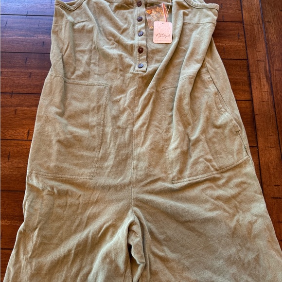 Free People Taro Short Romper – Green – Sleeveless – Boho Chic - Picture 2 of 2